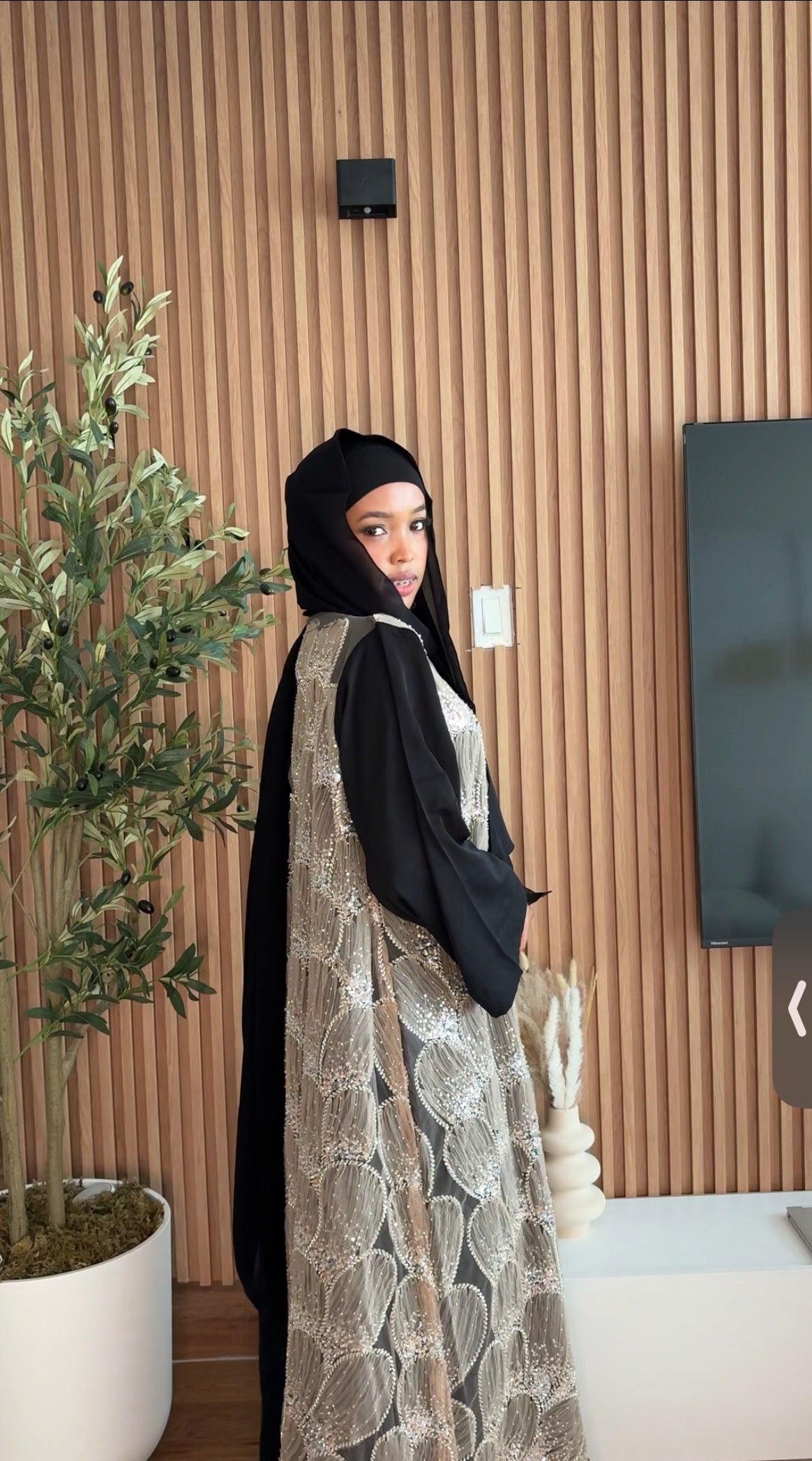 VIP Eid abaya