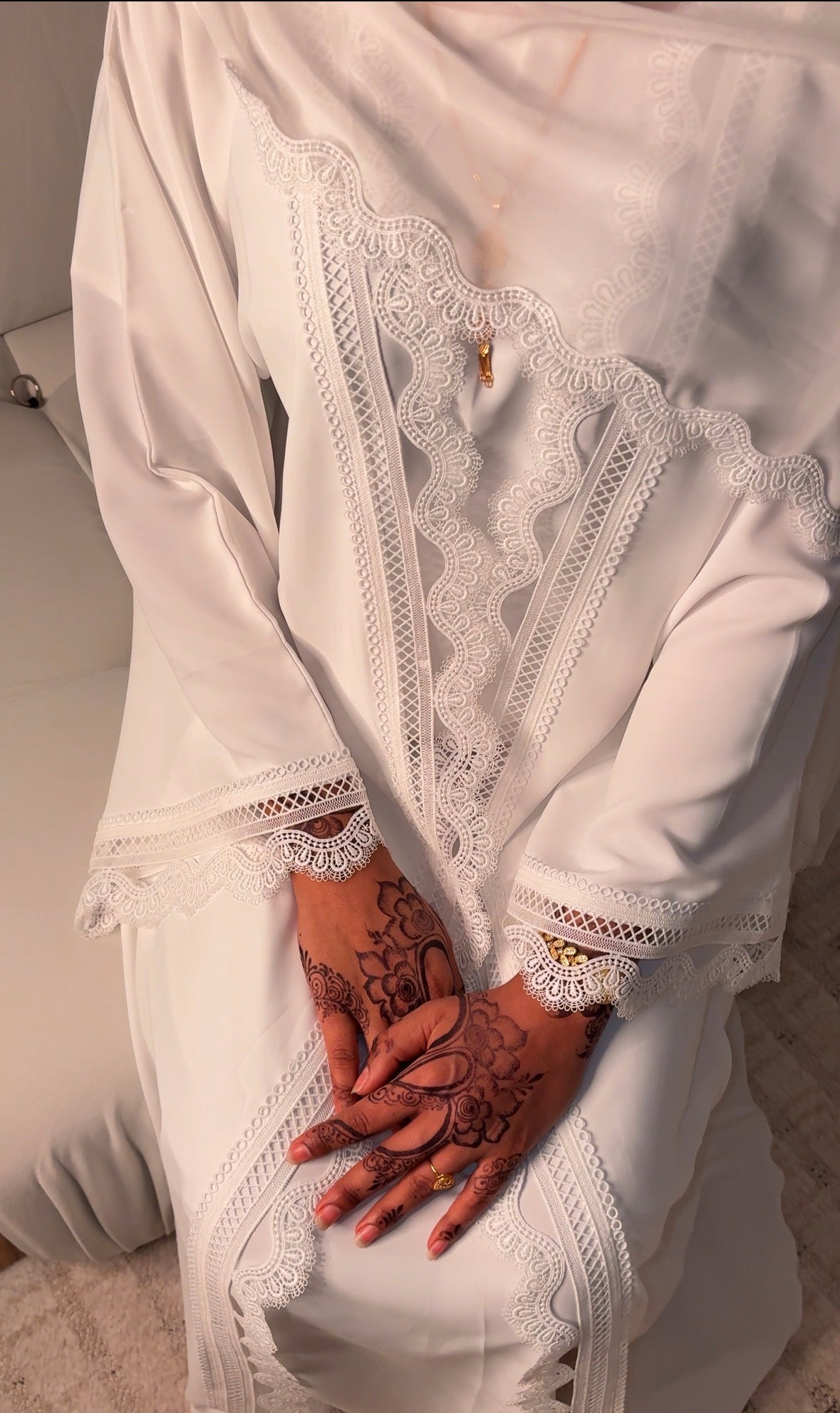 Amar lace abaya