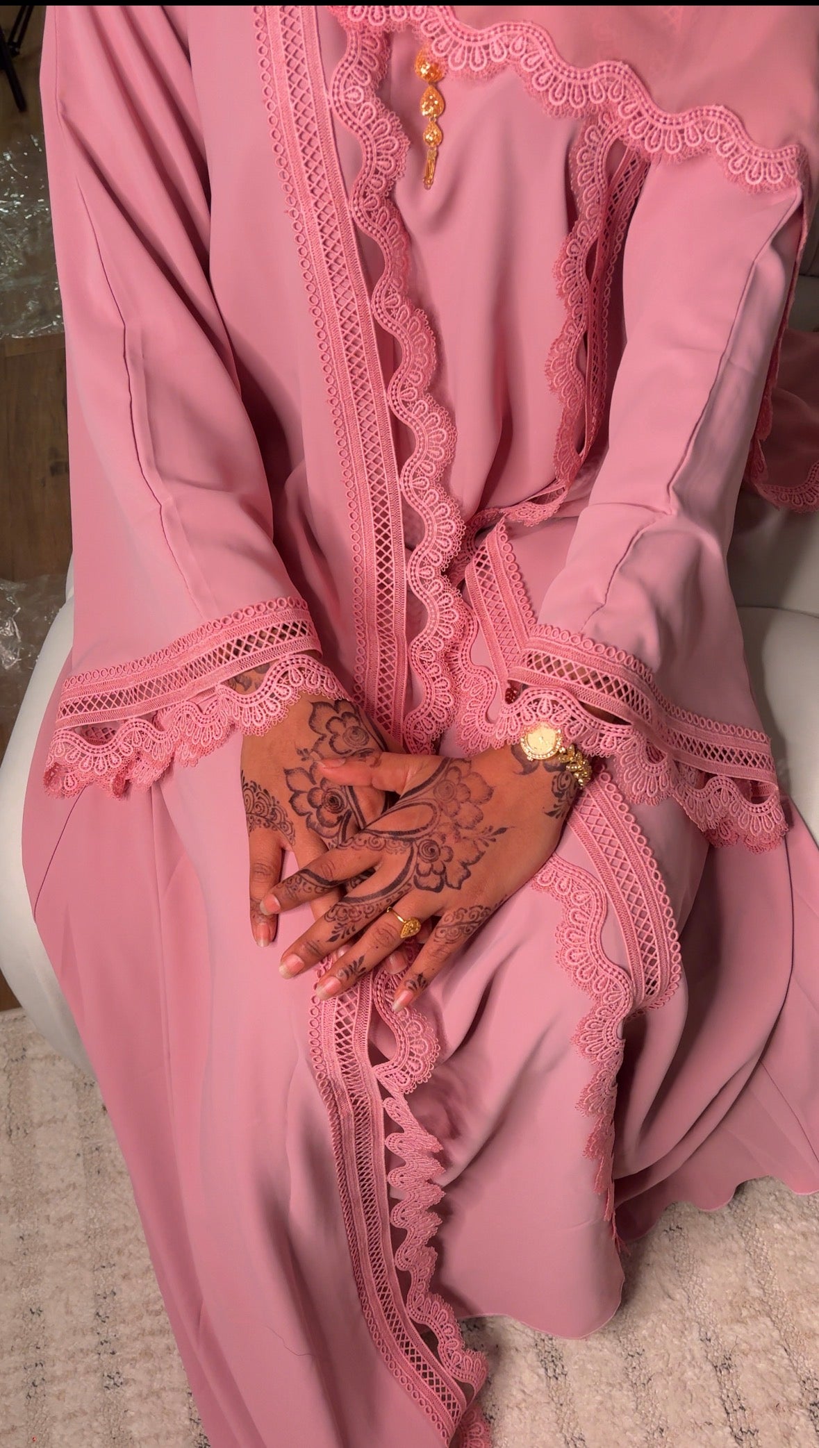 Amar lace abaya